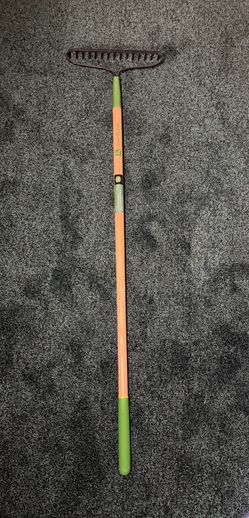 John Deere 15-Tine Forged Bow Rake – Long Handle Garden/Landscaping Rake