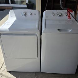 GE washer and dryer set in great condition 