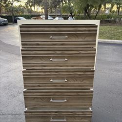 BEDROOM CHEST SOLID WOOD WITH 5 DRAWERS BROWN AND WHITE IN EXCELLENT CONDITION