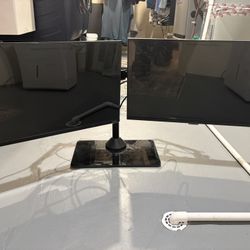 2 - 27” Flat Screen Samsung Monitors Porfessional  