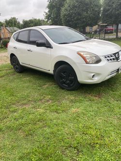 Nissan rogué select 2015