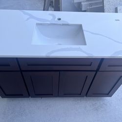 Wood Cabinets for Bathrooms