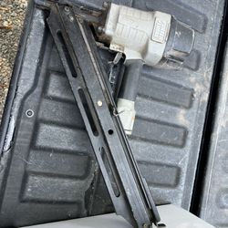 PORTER CABLE FC350 Clipped Head Framing Nailer 