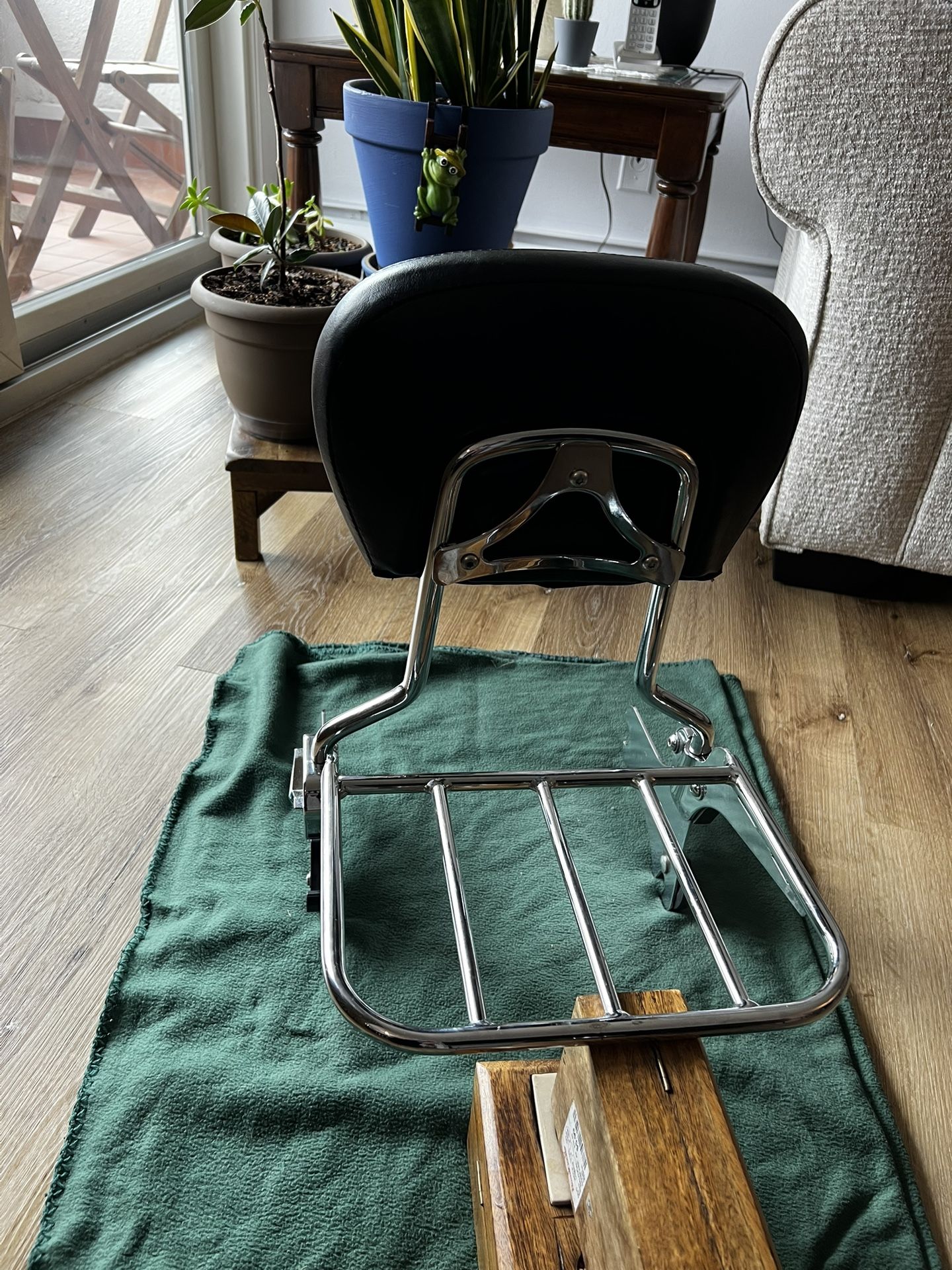 Backrest Sissy Bar Rack