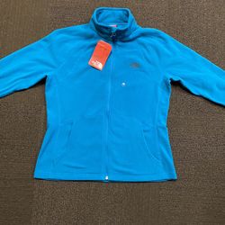 New North Face Sweatshirt