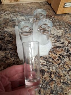 4 peice 2oz shot glasses with heavy bottom