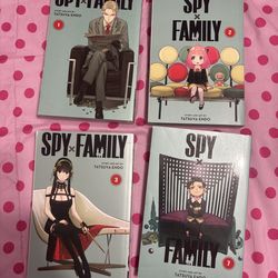 Spy x family volumes 1,2,3, 7