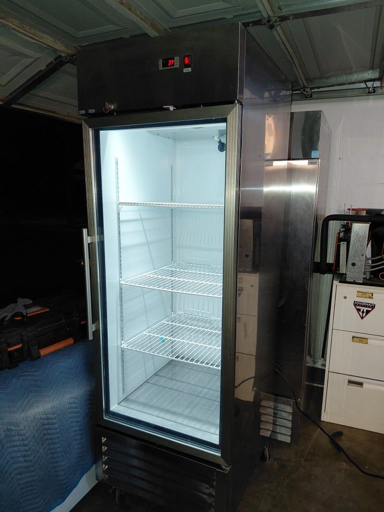 Show Case Refrigerator