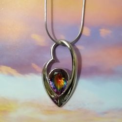 Genuine Quartz New With Tags Necklace!