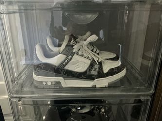 Louis Vuitton size 42