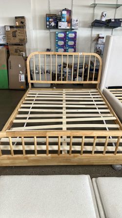King size bensu boucle Upholistered platform bed