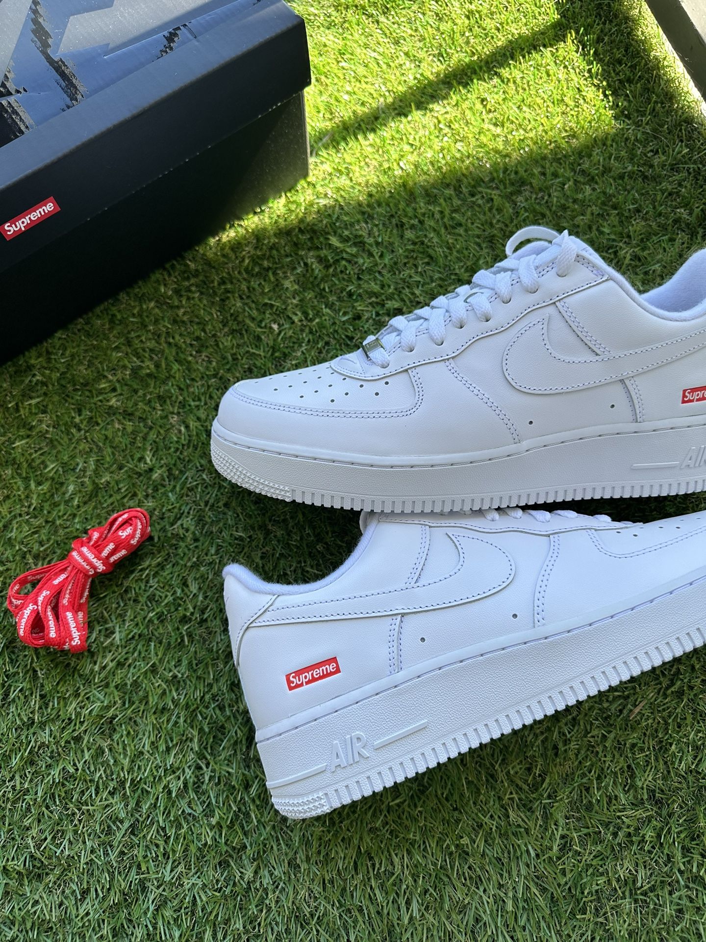 Air Force Supreme White Size 11.5