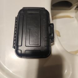 magnetic hide box