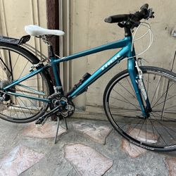 aluminium bike evryting work good fast bike 24 greats tires size 28 good condition 