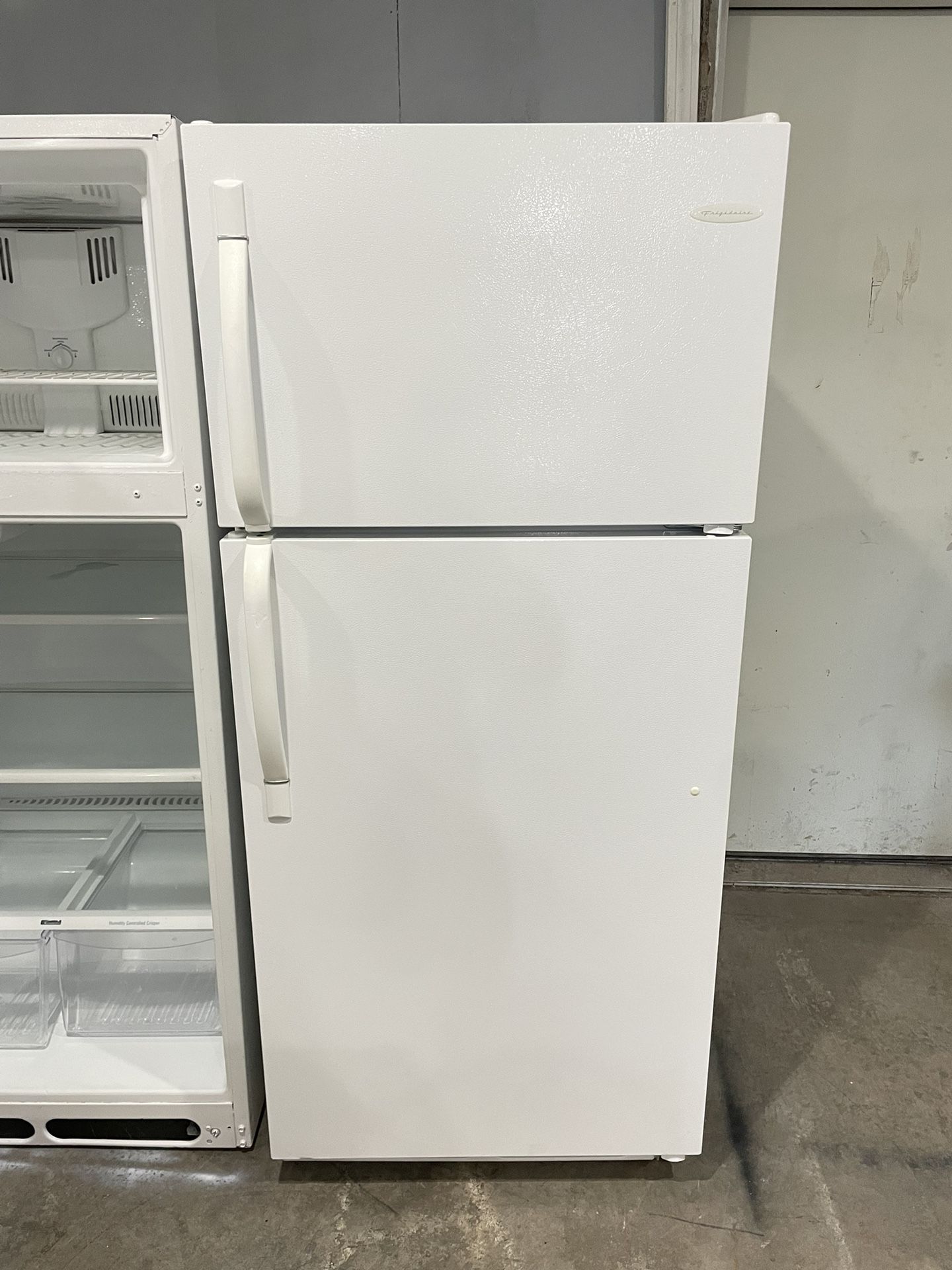 Frigidaire Fridge