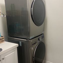 LG - Smart Gas Dryer & Smart Front Washer Set 