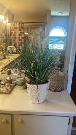 Floral arrangements grass