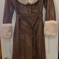 Elie Tahari Women’s Fall/ Winter Coat