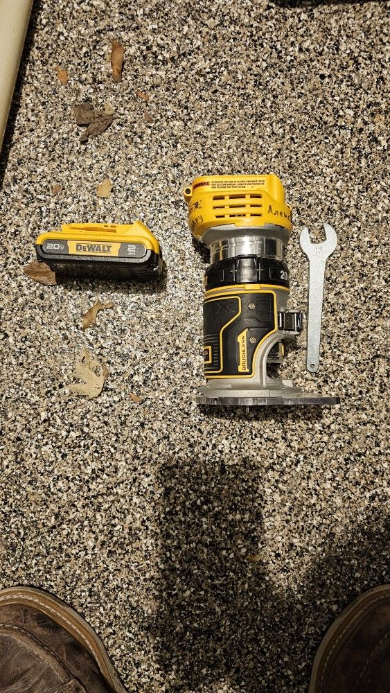 Dewalt Router Compact Router