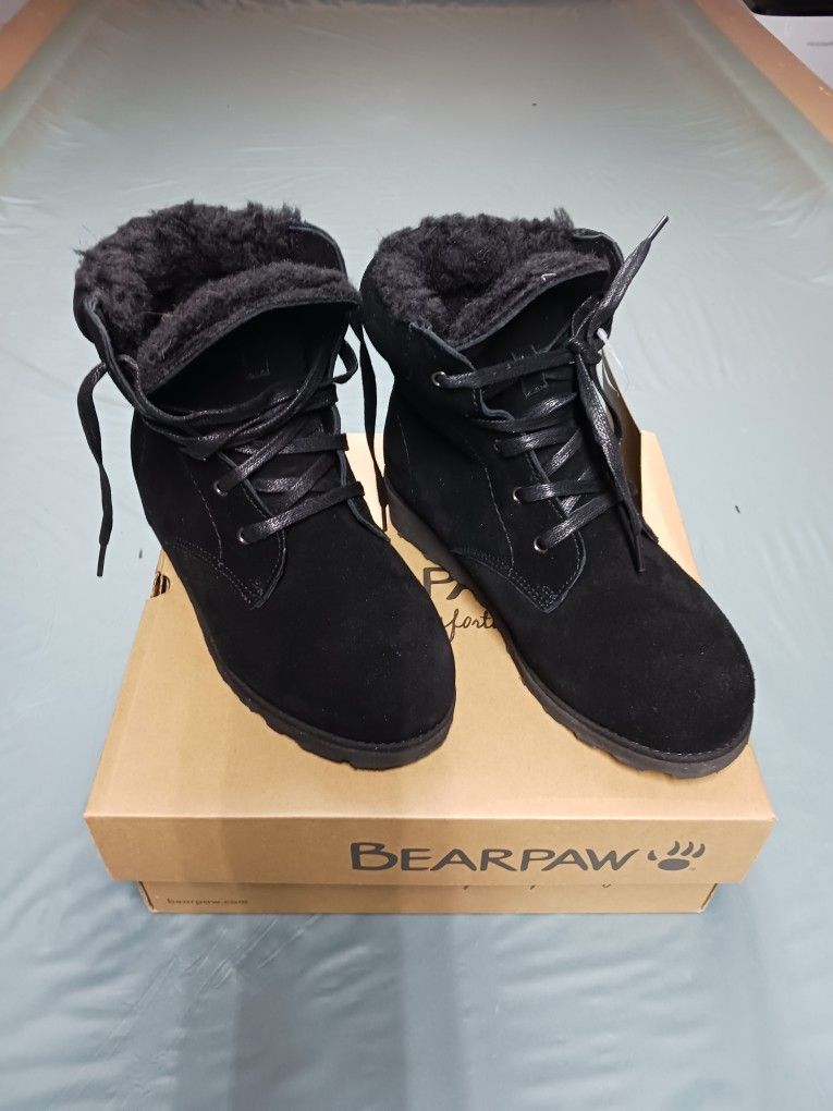 Bear Paw Fur Lined Boots Ladies Size 8W