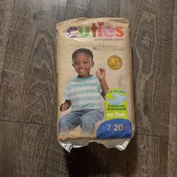 Cuties Diapers Size 7 