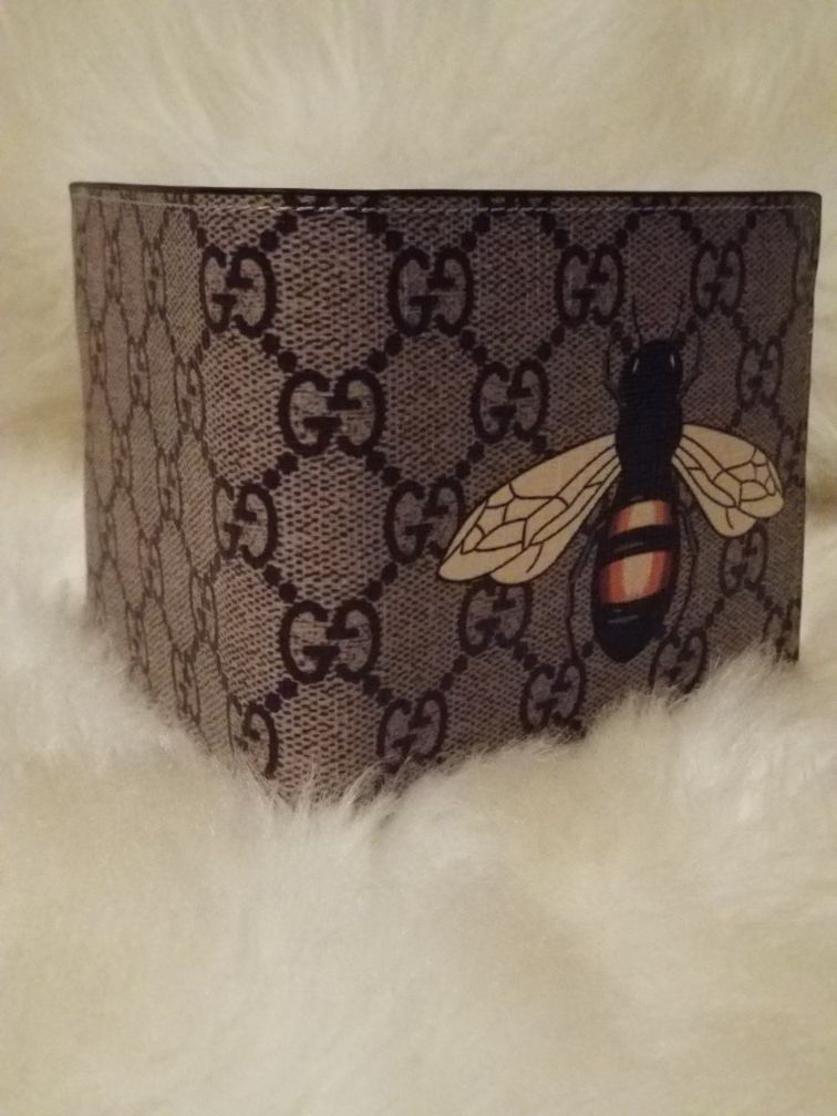 Gucci Bee🐝Supreme GG men🕴 wallet
