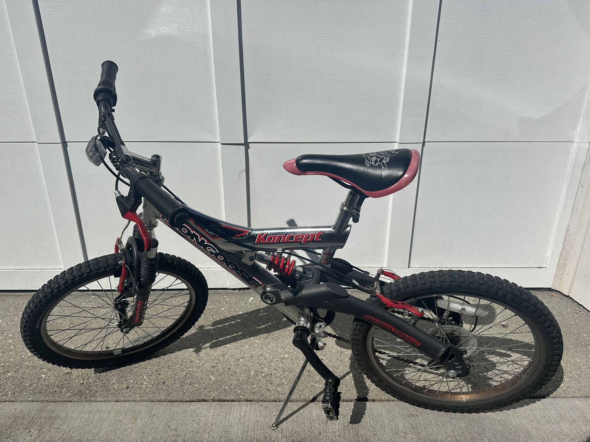 Mongoose Koncept full-suspension bicycle Kids Boys Bike