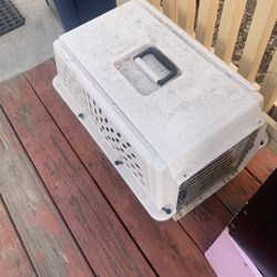 Dog-Cat Kennel Carrier 