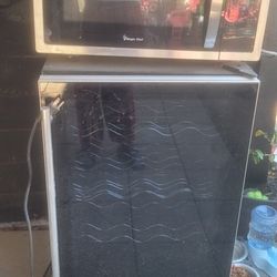 Microwave and Vine Refrigerator 