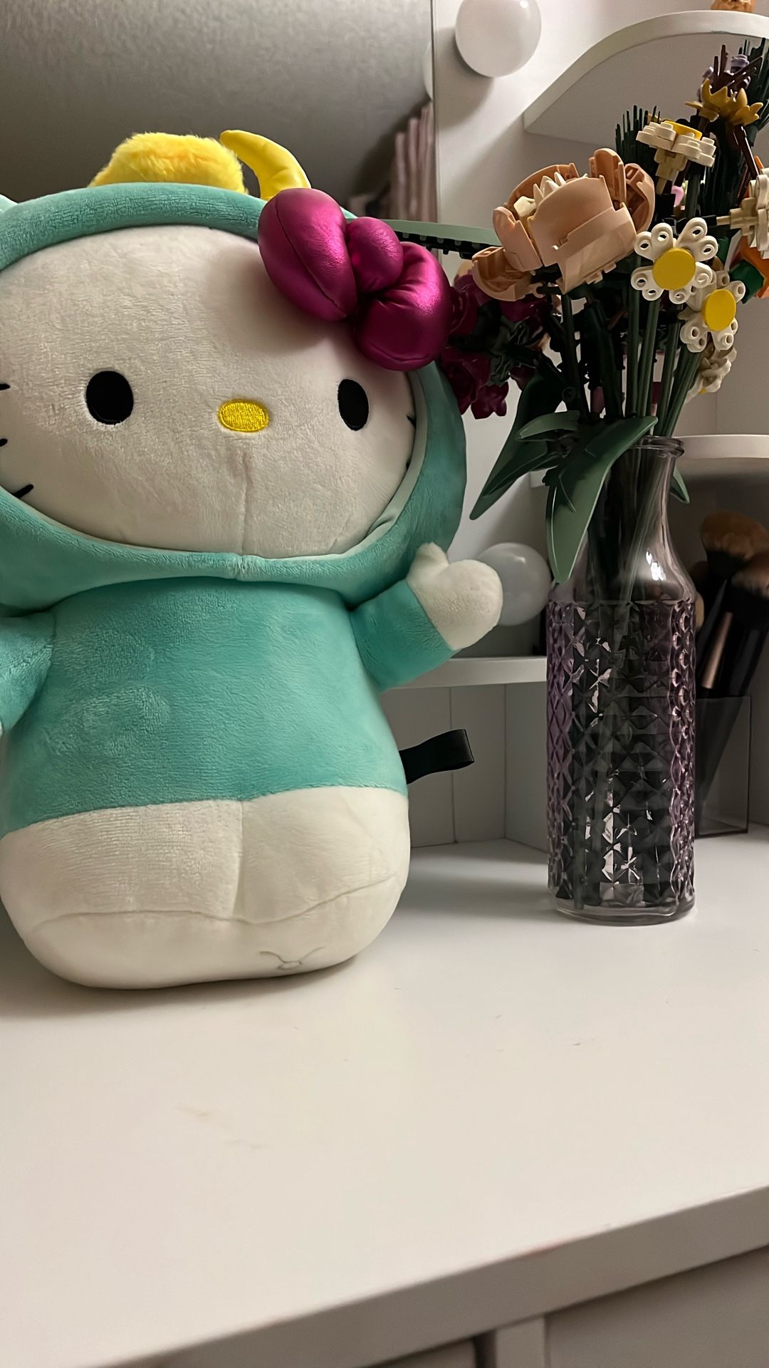 Hello Kitty Taurus Plushie