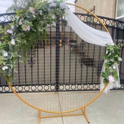 Round Golden Arch - Floral - Drapes 