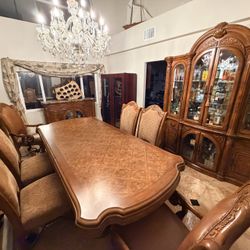 Beautiful Dining Room Set