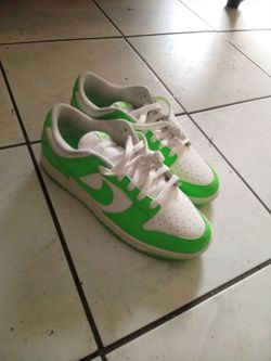 Nike Dunks size 11w or 9.5 men