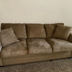 Slightly Used Had For A Year. Originally $800 Selling For $300