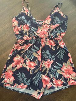 Teen/ Women's Short Romper Size Medium