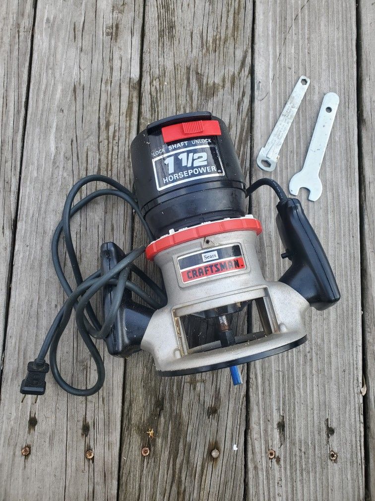 Craftsman 1-1/2 Hp Router & Case