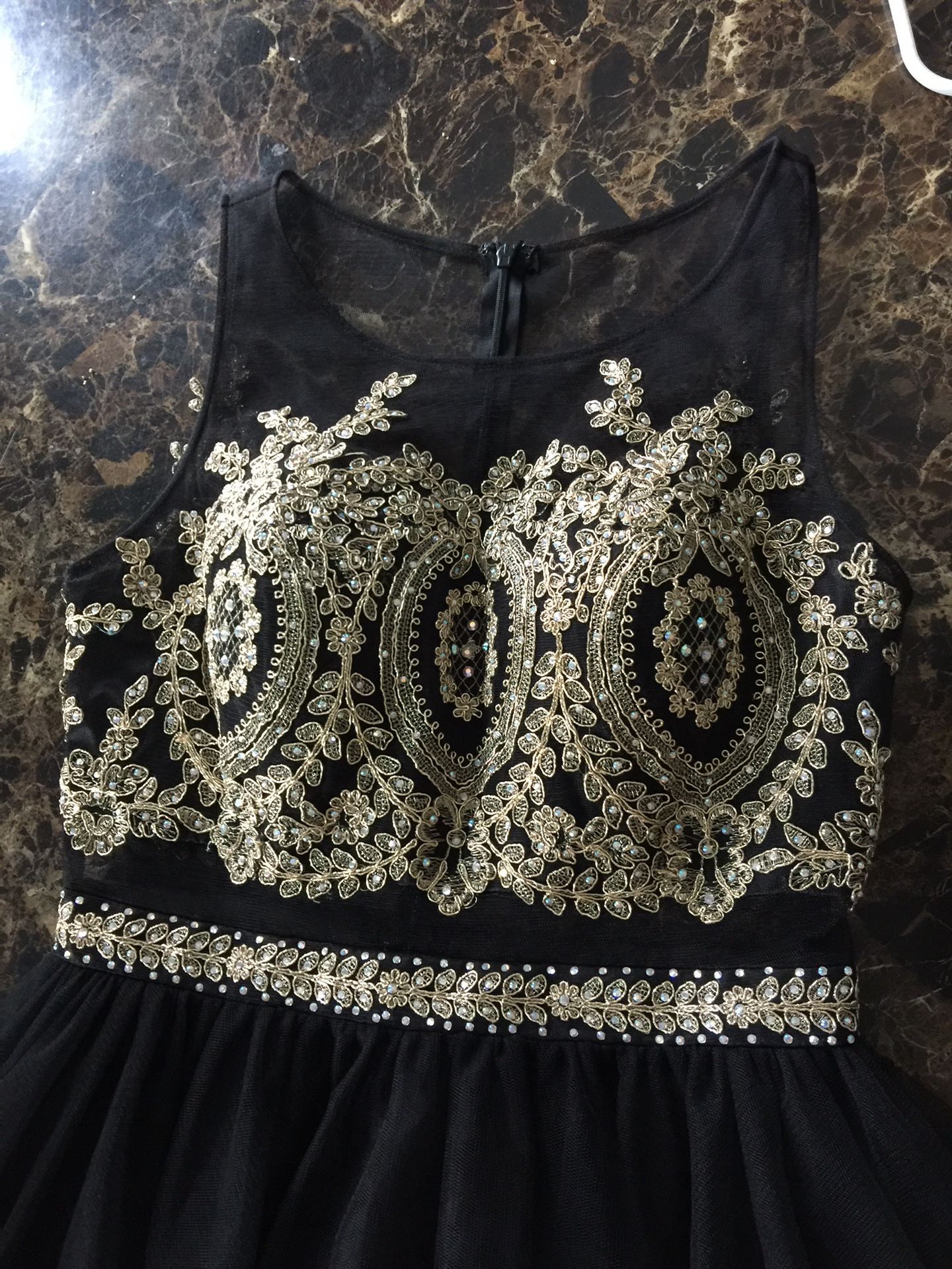 Prom dress $99.98 size M