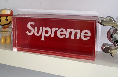 Supreme Lucite Acrylic Box FW16