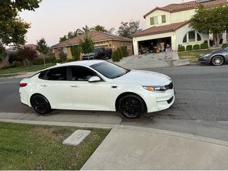 2017 KIA Optima