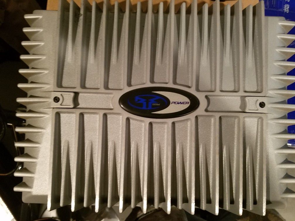 Old school Rockford Fosgate 1001bd amp
