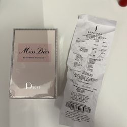 Miss Dior – Elegant & Romantic Gift Perfume 🎁