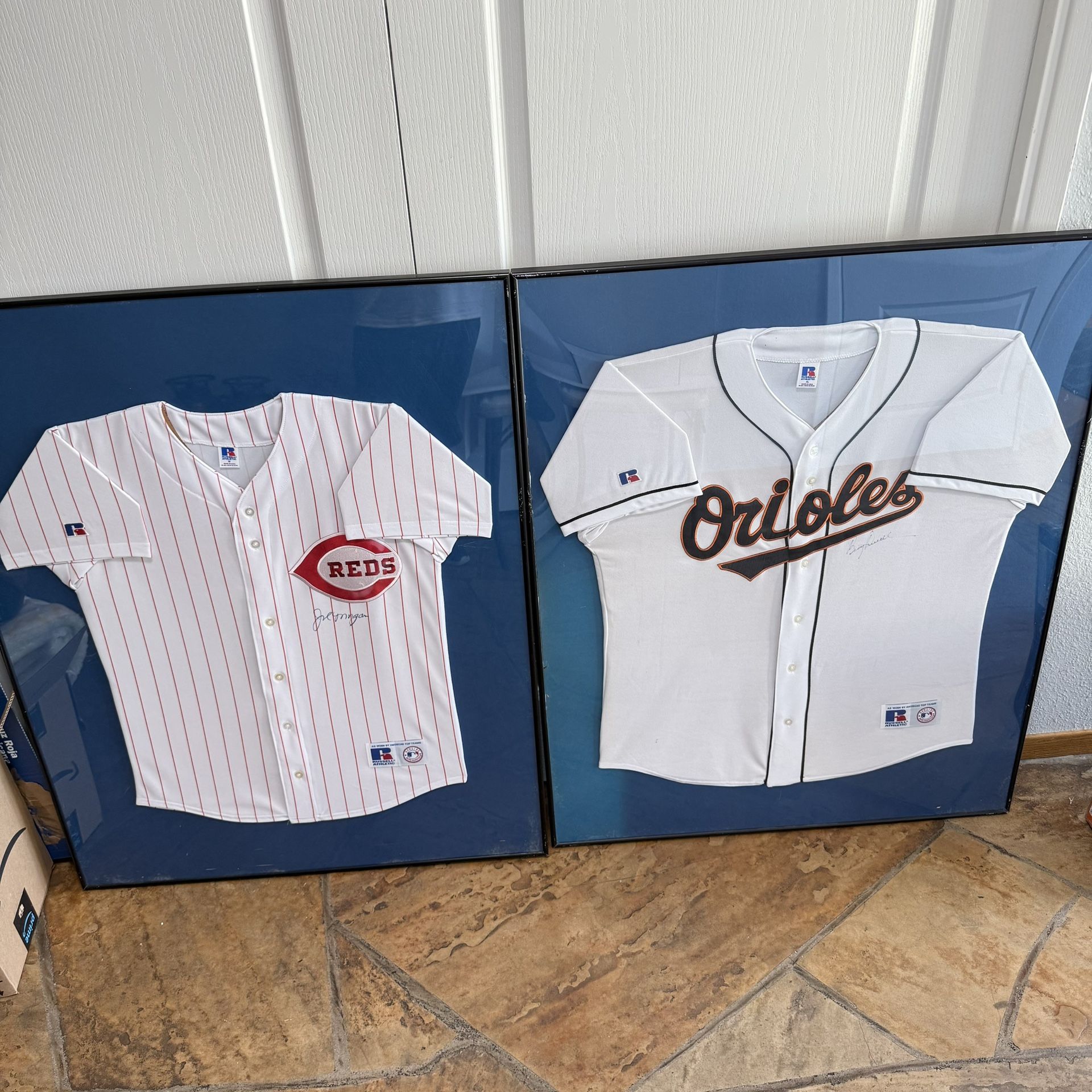 2 MLB autographed Jerseys