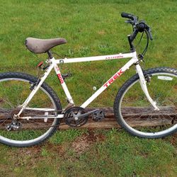 Trek 800- Antelope - 18" VINTAGE - 1992- Mountain Bike ! Complete !