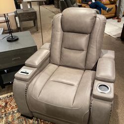 The Man Den Power Reclining Recliner $10 Down Payment And Financing Available