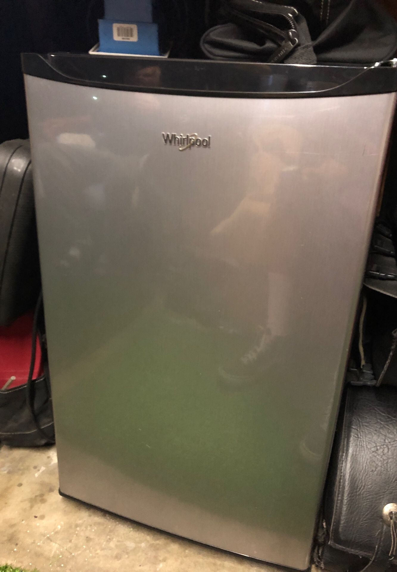 Whirlpool mini fridge