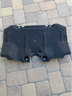 On sale    Toyota Engine skid plate under slash shield guard OEM