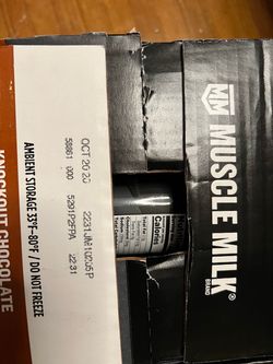 Muscle Milk Knockout Chocolate Protein Shake Case