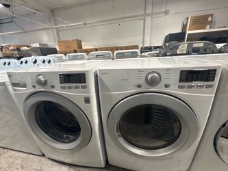 LG Front Load Washer and Dryer Set