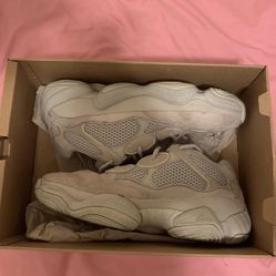 Yeezy boost 500 salt Size 9.5