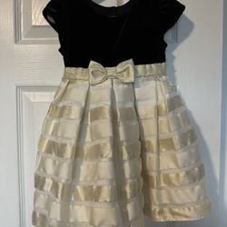 Jona Michelle Black And Gold Dress 2T Great Condition